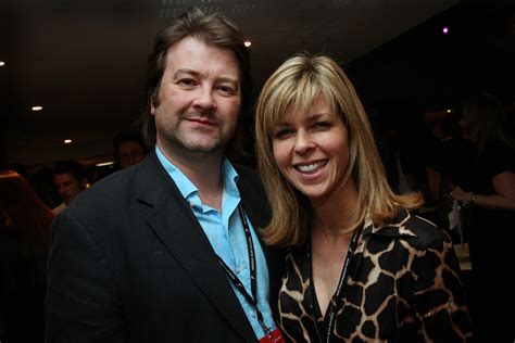 Kate garraway was born on may 4, 1967 in abingdon, oxfordshire, england as kathryn mary garraway. Kate Garraway slams 'unnecessary fear' as she's targeted ...