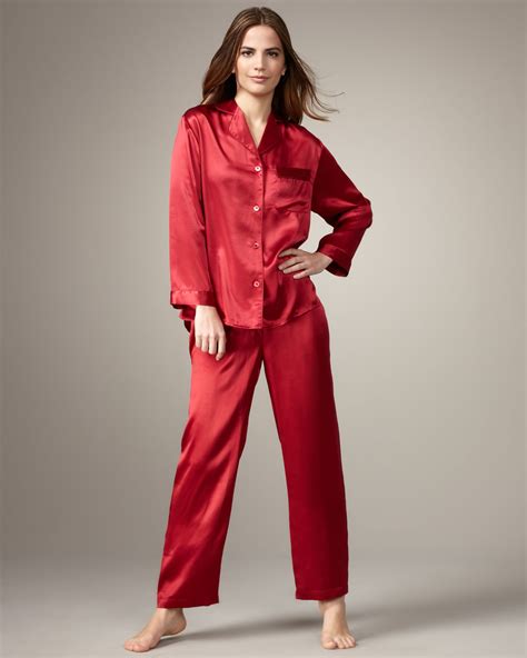 Lyst Neiman Marcus Classic Silk Pajamas Red In Red