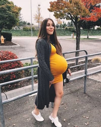 Nothing Beats A Pregnant Belly In A Tight Dress Tumbex
