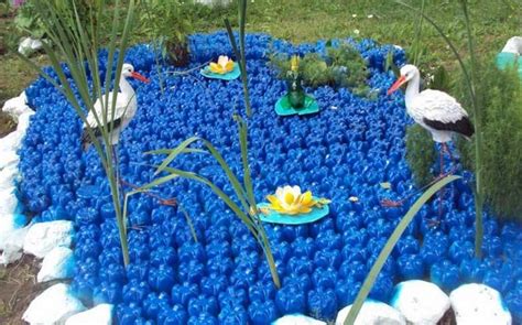 Plastic Bottles Crafts Ideas To Reuse As Garden Decorations
