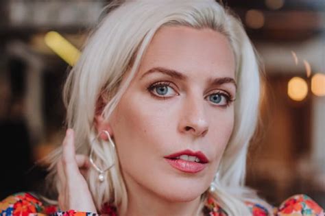 sara pascoe on her debut novel cancel culture and metoo in comedy ‘i just want us to believe