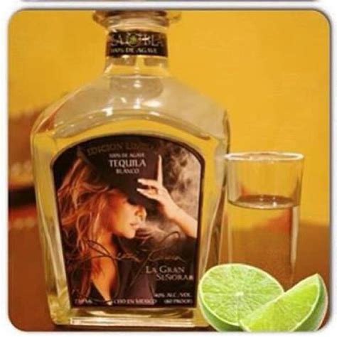 Borrachita de tequila, llevo siempre el alma mía para ver si se mejora de esta cruel melancolía. Tequila LA GRAN SENORA! yo quiero :( | Jenni rivera ...