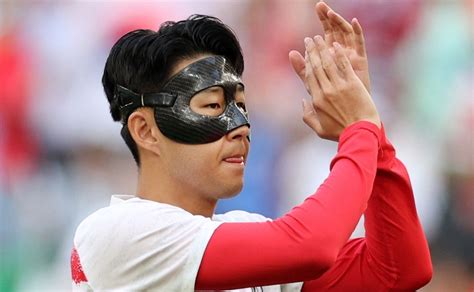 Qatar 2022 Why Is South Koreas Son Heung Min Playing With A Mask
