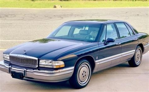 Pin By Zula Juice On Pins By You Buick Park Avenue Buick Buick