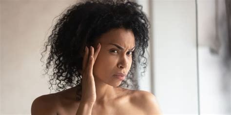 Frown lines are vertical lines between eyebrows which in many cases appear prominently to deteriorate looks, here are few effective ways how by taking simple steps one can get rid of 11 lines on the forehead easily and gain tight and smooth skin. How to get rid of frown lines and reduce forehead wrinkles