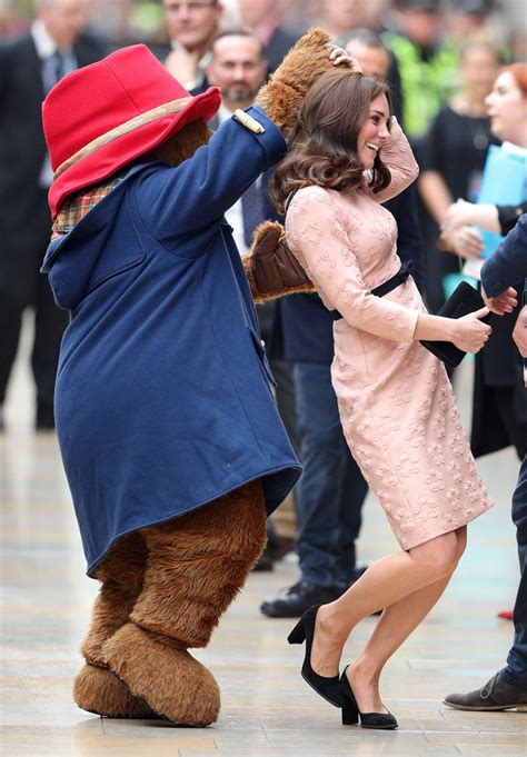 Kate Middleton Dances With Paddington Bear At London Event New Idea Magazine