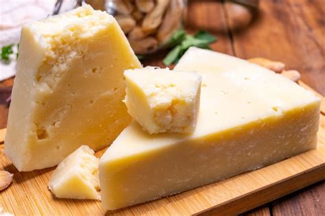 Romano Cheese Vs Parmesan Fascinating Comparison You Should Know