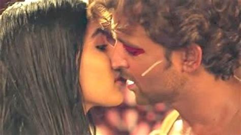 Exclusive Hrithik Roshan Speaks About His Hot Onscreen Kiss With Pooja
