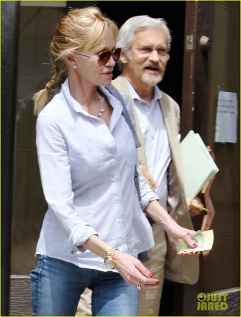 Full Sized Photo Of Melanie Griffith Greets Pippin Hottie Kyle Dean