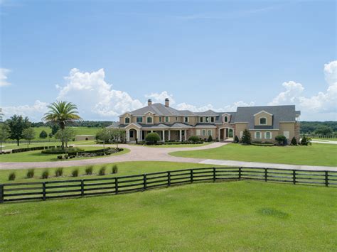 Real Estate Spotlight: Bid On This Beautiful Equestrian Estate | LATF USA
