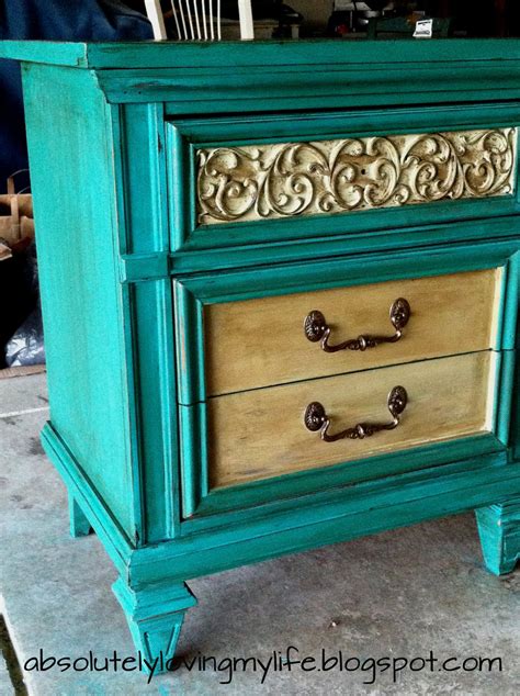 Wipe down your piece to remove any dust from the sanding. Loving Life: Annie Sloan Chalk Paint Furniture Redo - from ...