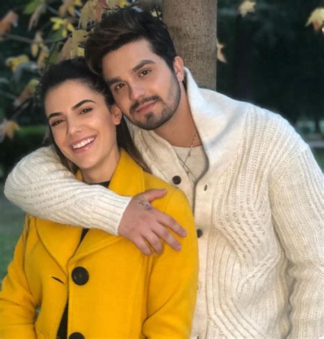 Luan santana (@luansantana) on tiktok | 3.8m likes. Luan Santana desconversa sobre Jade em live com Giulia Be ...