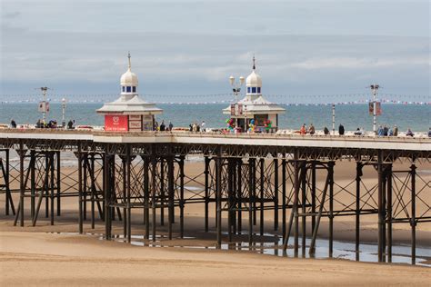 North Pier Blackpool © Oliver Mills Geograph Britain And Ireland