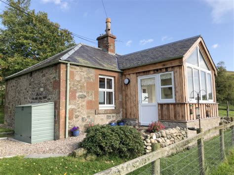 The Bothy Kirriemuir Dog Friendly Holiday Cottage In Perthshire