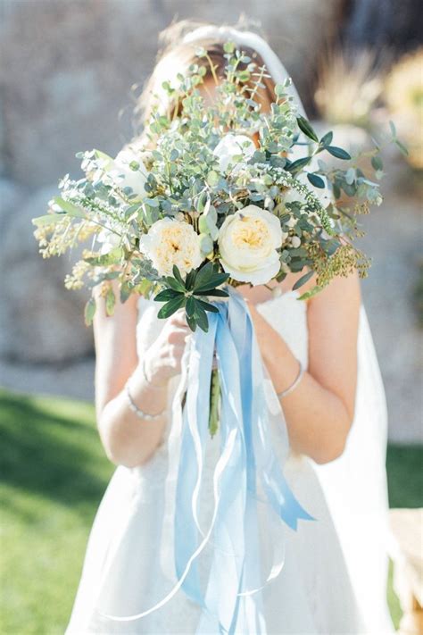 See more ideas about ikebana, ikebana flower arrangement, ikebana arrangements. Wedding Bouquet Styles | Wedding bouquets, Bouquet styling ...