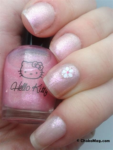 Hello Kitty Creamy Ce Vernis Holographique Qui Se Voulait Nude