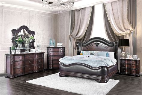 Room inspiration room inspiration bedroom room decor bedroom decor bedroom inspirations room ideas bedroom for couples, the bedroom should be decorated in a way that gives it a romantic feel. Traditional Style Brown Cherry Finish Bed Frame-UMFCM7859