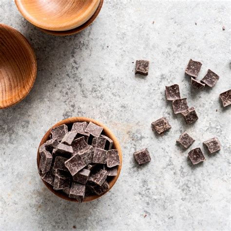 Organic Dark 70 Cacao Chocolate Chunks Prana Foods