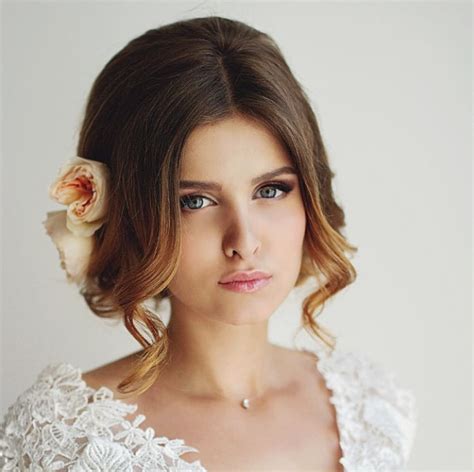 30 Romantic Wedding Hairstyles For 2020 Pretty Designs