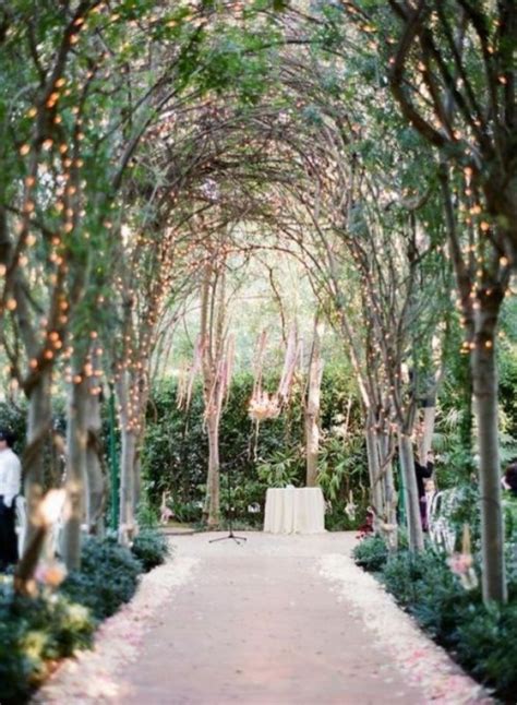 25 Adorable Ideas We Love For Garden Weddings Weddingomania