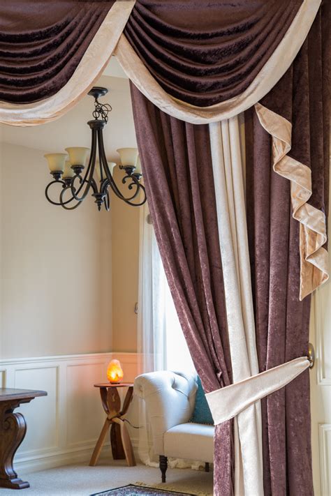 Curtain swags can be hung in many different ways but typically are loosely draped over a we offer you the most competitive solutions for your curtains and blinds; Tiramisu Swags and Tails Valance Curtain Set 100 inch