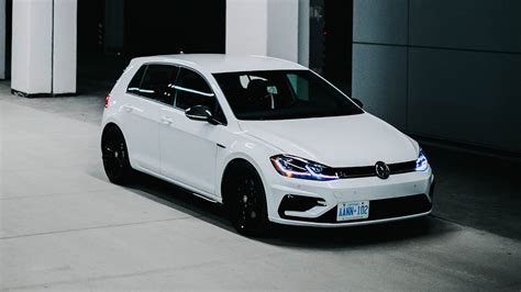 Talk about the golf 7r here. 2019 VW GOLF R MK7.5 DELIVERY - YouTube
