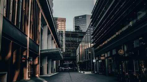 Residential Buildings Pictures Download Free Images On Unsplash