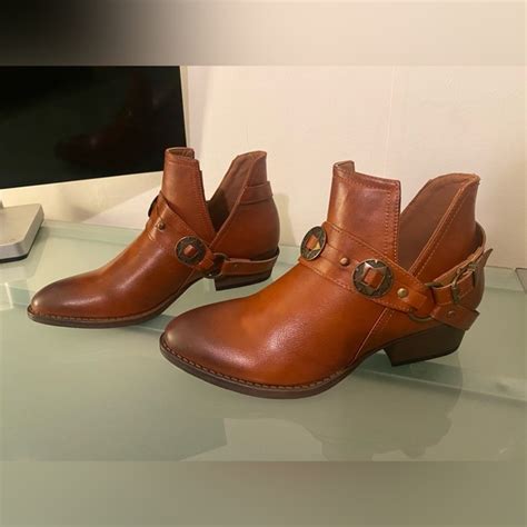 Macys Shoes Nib Canty Style Boots Booties Elisa Cognac 85 Western