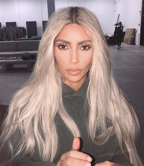 Pinterest Deborahpraha ♥️ Kim Kardashian Platinum Blonde