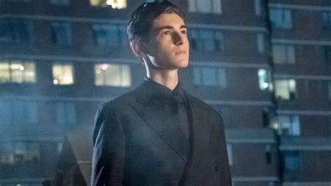 David Mazouz Shares His Goodbye To Sean Pertwee As Gotham After