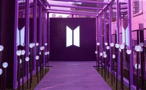 Packs de bts bts concierto chibis bts bts fotos grupo bts chicos atractivos fotos hermosas jungkook caliente packs de bts juegos de disney fotos de integrantes de bts deberán cumplir con el servicio militar obligatorio en corea del sur. BTS abre su nueva Pop Up Store, conoce cómo luce la tienda