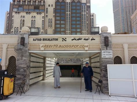 Masjid ini dibangun mengelilingi ka'bah yang menjadi arah kiblat bagi umat islam dalam mengerjakan. Umrah 2014 Travelogue (DAY 6) : Mekah Al-Mukarramah | bLue ...