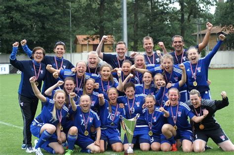 Mirando liderança do grupo, seleção feminina pega zâmbia na olimpíada. Faroe Football: Seleção feminina vence a Copa Báltica 2016