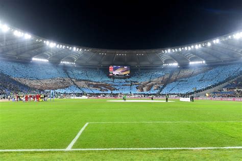10/12/2020 10:50 | nei lazio style la linea athleisure firmata macron. Derby della Capitale segnato dalle papere di Strakosha e ...