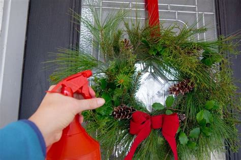 How To Make A Holiday Wreath With Real Greenery Pickled Barrel