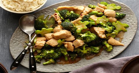 Resep ini dimasak dalam slow cooker, menambahkan apel. Resep Membuat Tumisan Ayam Brokoli Yang Special Dan Gurih ...
