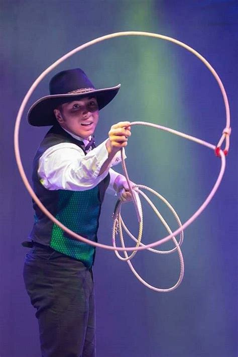Hire Trick Roping Act Western Entertainment Italy