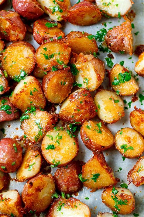 2 lbs red potatoes, sliced 1/2 inch thick. Roasted Garlic Potatoes with Butter Parmesan - Best ...