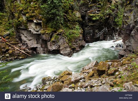 This park encompasses 100 hectares along two narrow strips of land along the coquihalla river. Coquihalla River near Othello Tunnels - Coquihalla Canyon ...