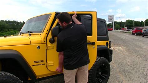 Jeep wranglers are designed with removable body components, like the top and doors. How To: Take new model Jeep Wrangler doors off - YouTube