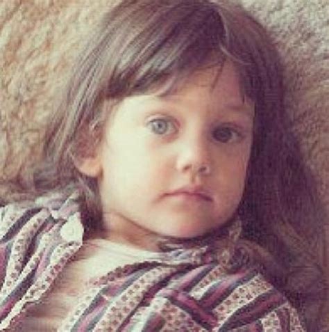Boyunda olan meryem uzerli, ana dili almanca olup aynı zamanda i̇ngilizce biliyor. 76 best images about Meryem uzerli on Pinterest ...