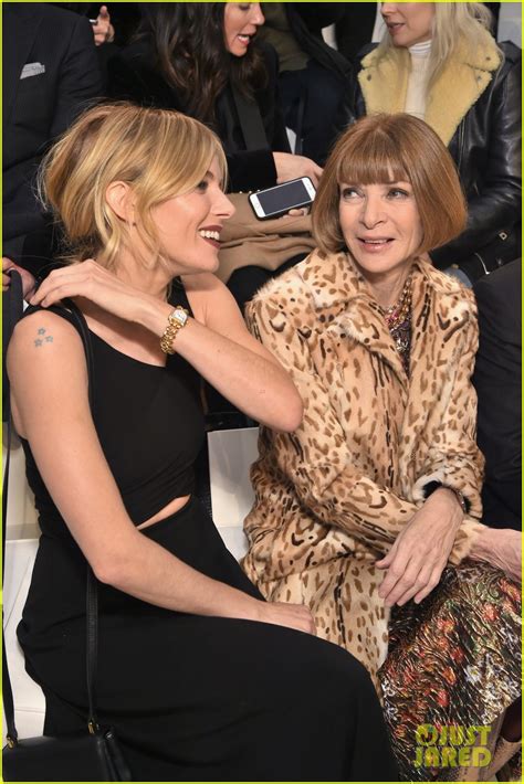 Sienna Miller And Anna Wintour Sit Front Row At Ralph Laurens Nyfw Show