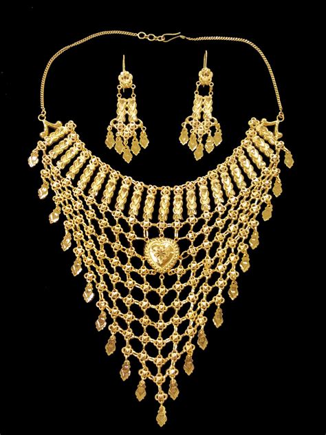 Maybe you would like to learn more about one of these? 21k necklace(1820) - Alquds Jewelry