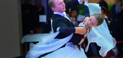 How To Dance A Great Viennese Waltz Deltadance