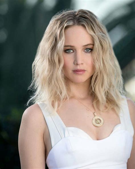 Jennifer Lawrence New Sexy 17 Photos The Fappening