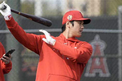 Shohei Ohtani Taking Batting Practice A Spectacle To Behold Los