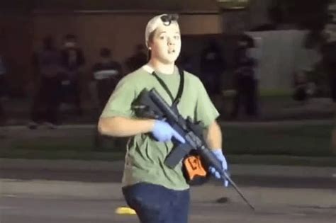 17 Year Old Successfully Walks Past Kenosha Police With An Ar 15 After