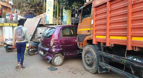 Mangalore Today Latest Main News Of Mangalore Udupi Page Bantwal Serial Mishap After Lorry