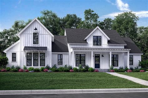Transitional Country Farmhouse Plan Split Bedroom 2742 Sq Ft