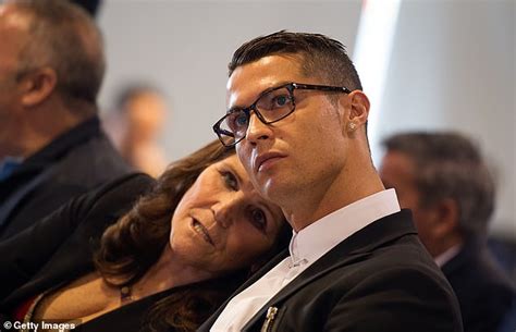 Welcome to the official facebook page of cristiano ronaldo. Stroke: Ronaldo confirms his mum is stable in hospital